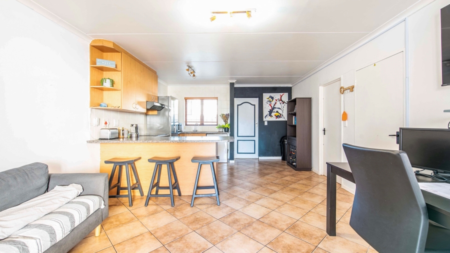 2 Bedroom Property for Sale in Parklands Western Cape